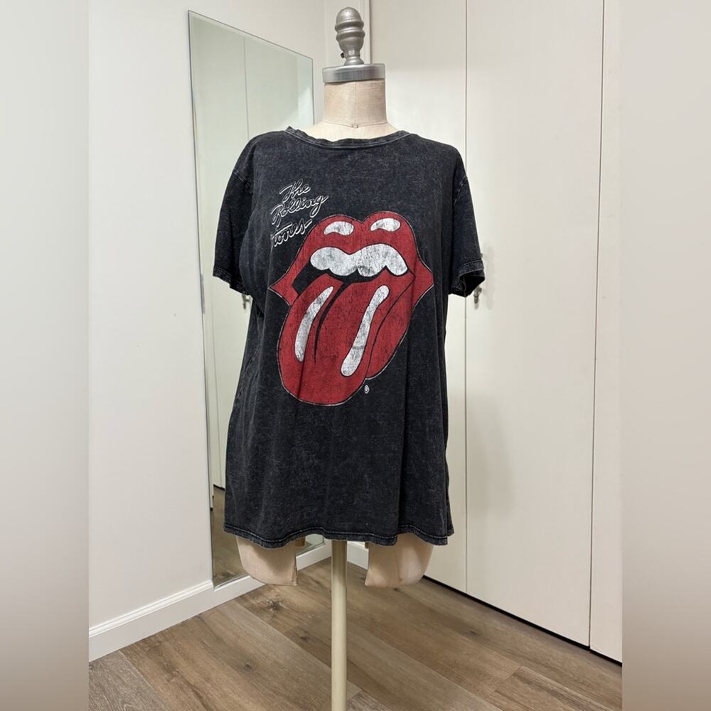 The Rolling Stones Vintage Style Band Tee Woman Size Large